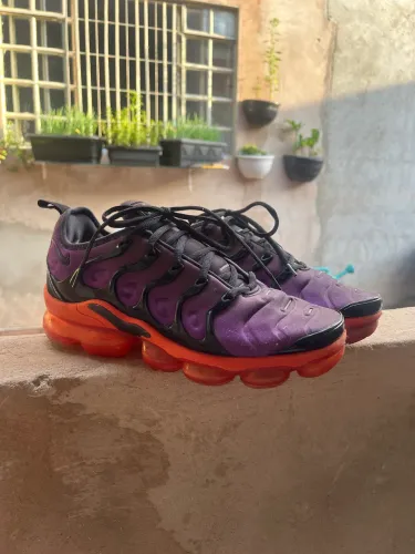 Airmax Vapormax plus voltage