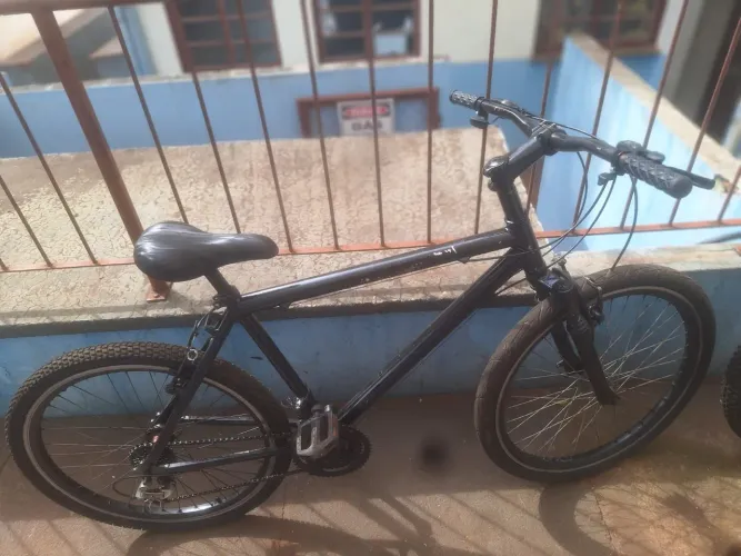 Bike Aro 26 Preta - Bem Conservada - R$ 500