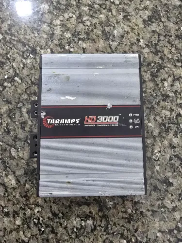 Vendo potência taramps 3000 rms 2 ohom 