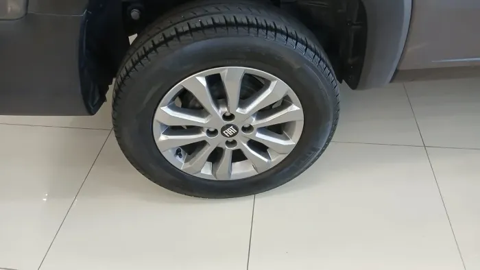 Fiat Strada Freedom 1.3 Flex 8V CS Plus 2025
