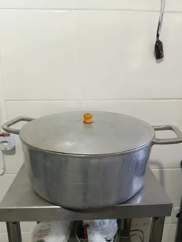 Panela de Alumínio