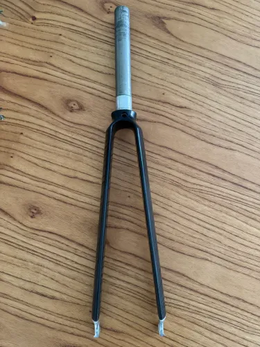 Garfo Speed 700c Kinesis RF460 Carbono/Alu