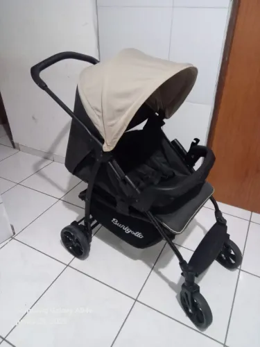 Carrinho de bebê burigotto novinho unissex