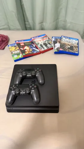 PS4 slim versão 13.02