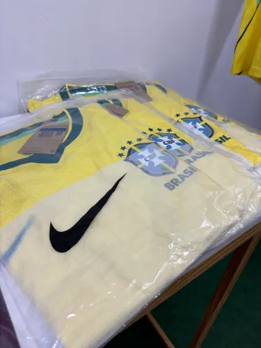 Vendo Camisa do Brasil 26/27