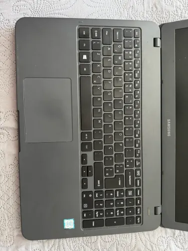 Samsung Expert X30 bem conservado - i5-8250u / 8 GB RAM / 256 GB SSD 