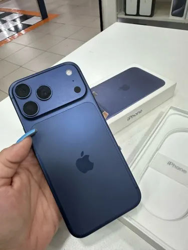 iPhone 17 pro max 
