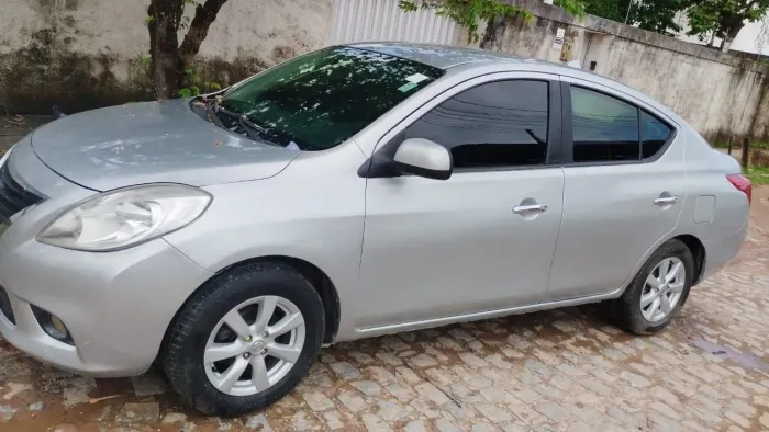 Para uso. versa com gás g2..2013