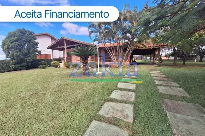 Casa térrea 207 m² com vista para a represa