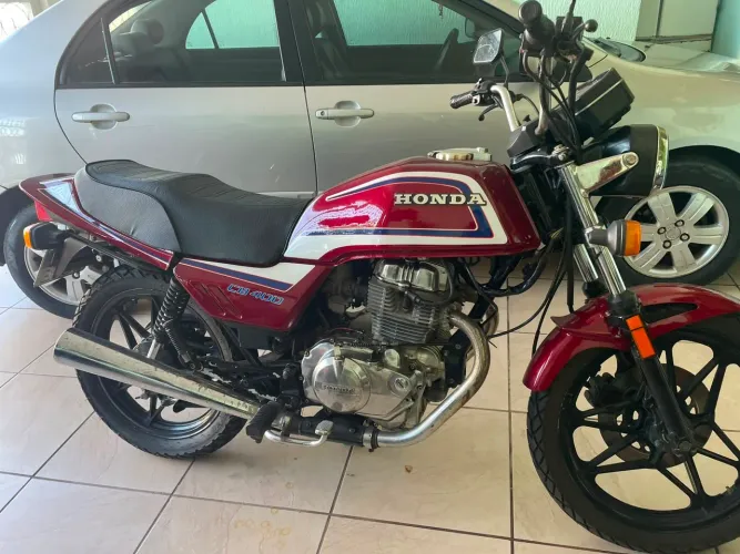 CB 400 MODELO TUCUNARÉ