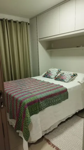 Aluga-se quarto suíte