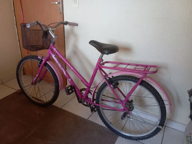 Bicicleta média aro 24