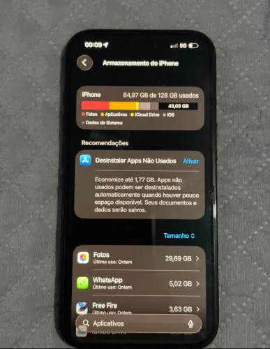 iPhone 15 