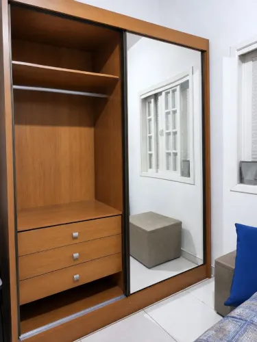 Guarda roupa de casal 2 portas