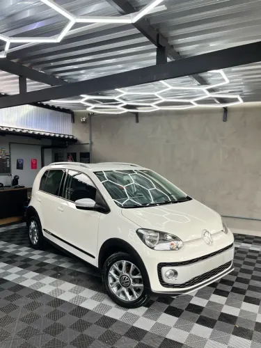 Volkswagen Up! Cross 1.0 TSI Total Flex 12V 5P 2017