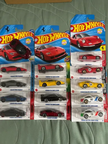 Lote Hot Wheels Ferraris