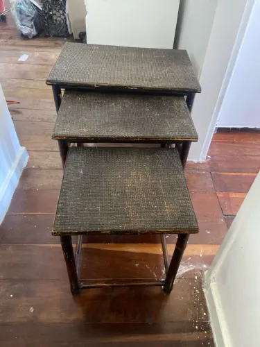 3 mesinhas de vime e Ratan da ETNA.