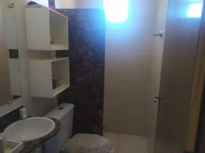 Casa 139m² com Terreno 127m² | Lucrécia-RN | Centro - 2 Dormitórios, 3 Banheiros - Financi