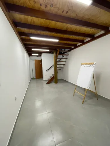 Loja /mezanino para alugar, 31m² - Aribiri