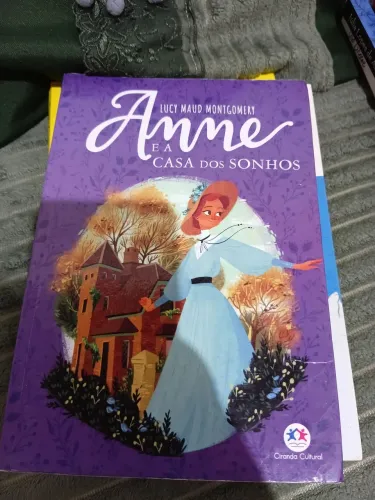Livro Anne e a casa dos sonhos