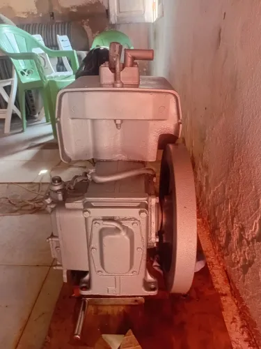 GOSTARIA DE VENDER ESSE MOTO 9 YAIAMA, E ESTANIO