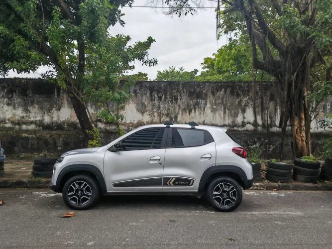 Renault Kwid Intense (elétrico) 2024