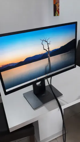 Monitor DELL 23"