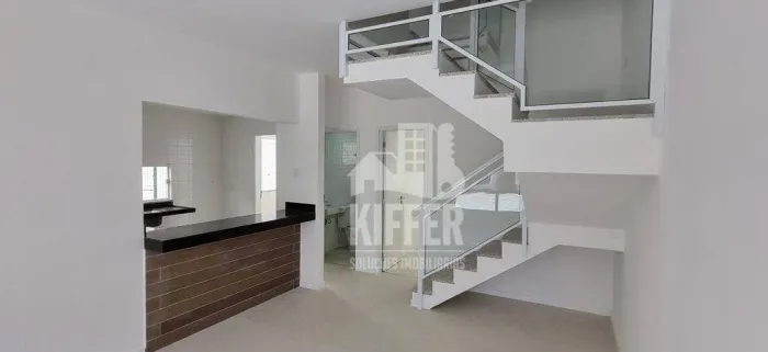 Casa com 3 quartos à venda, 118 m² por R$ 722.500 - Itaipu - Niterói/RJ