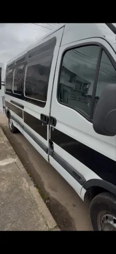 Vendo master furgão 