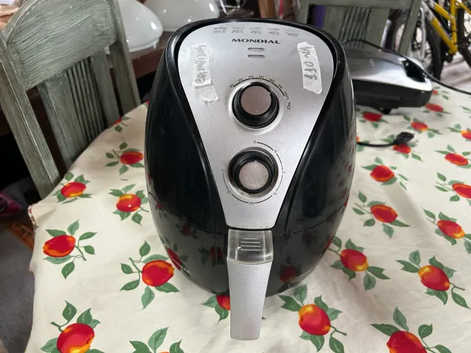 Air Fryer mondial 2,4l 110V