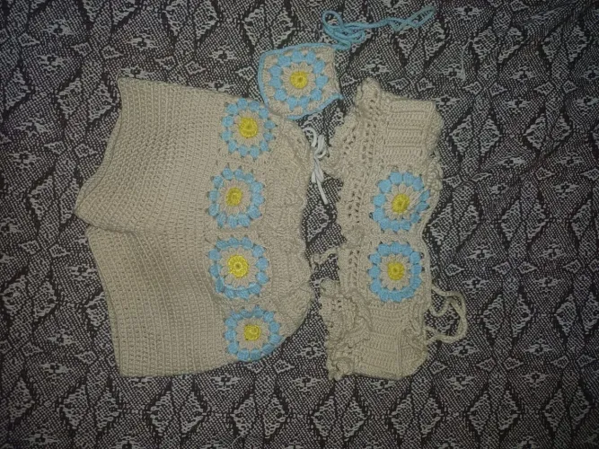 Conjunto de crochê para criança