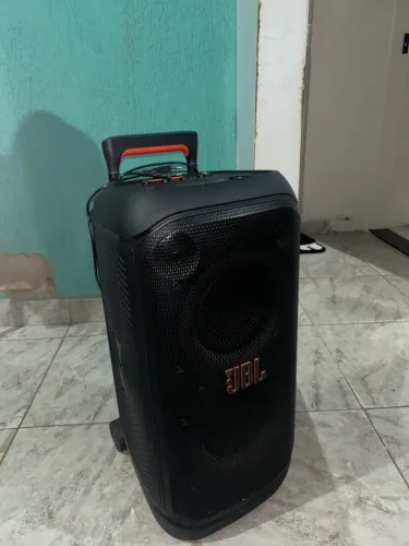  JBL PartyBox Stage 320