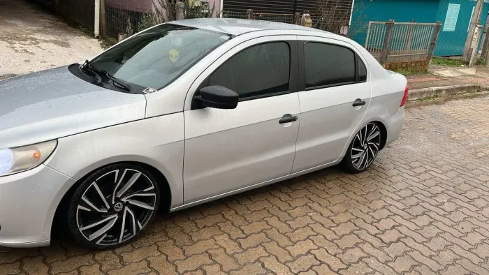Volkswagen Voyage Comf/highli. 1.6 MI T.flex 8V 4P 2011