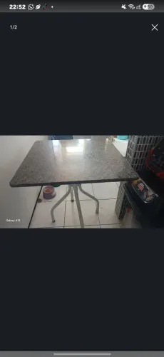 Mesa de granito quadrada com pé ferro reforçado