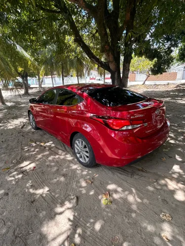 Hyundai Elantra GLS 2.0 16V Flex Aut. 2015