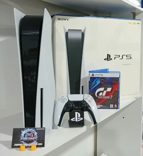 PS5 FAT 825GB com leitor. Garantia 3 meses aqui na LOJA FABGAMES