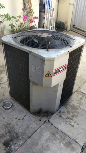 CONDENSADORA 60 MIL GÁS R22