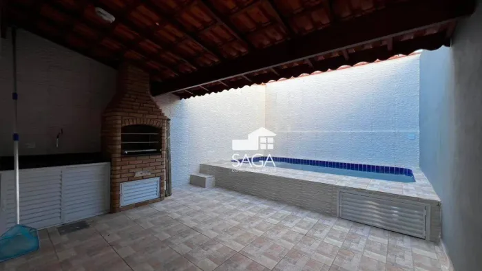 Casa com 3 dormitórios à venda, 123 m² por R$ 850.000 - Vila Guilhermina - Praia Grande/SP