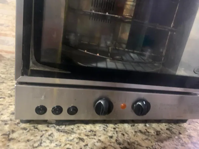 Vendo Forno elétrico 220V