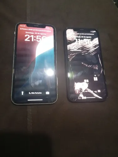 Vendo dois iPhone XR funcionando tudo só venda