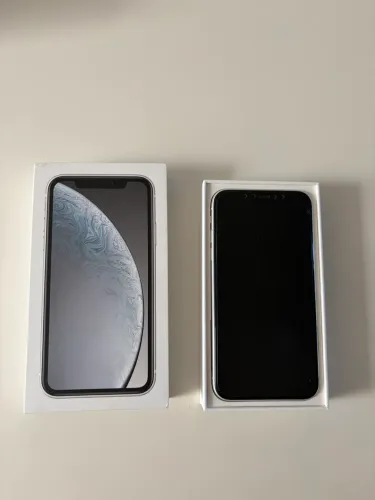 IPHONE XR