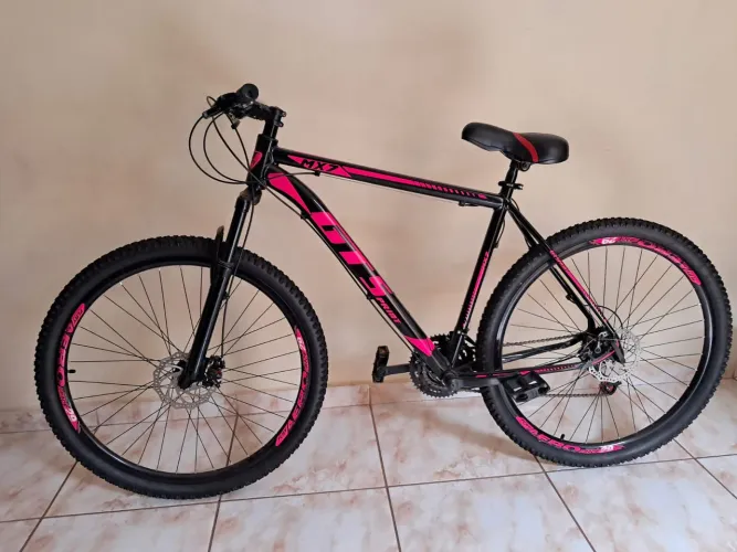 Vende-se essa bicicleta aro 29 de marcha