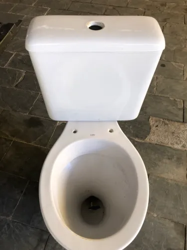 Vaso celite semi novo c/ caixa acoplada