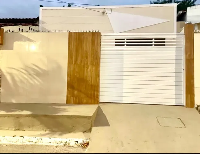 Casa para Locação em Aracaju, Suíssa, 4 dormitórios, 1 banheiro, 1 vaga