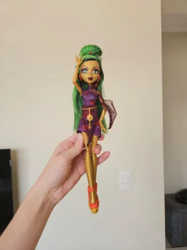 Monster High Jinafire Long Básica