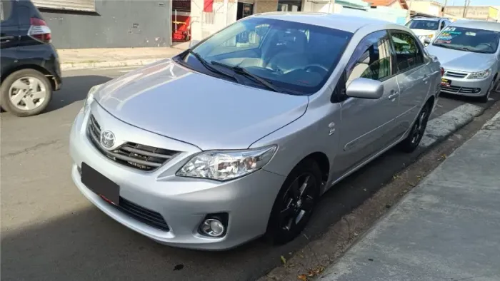 Toyota Corolla GLI 1.8 Flex 16V Aut. 2014