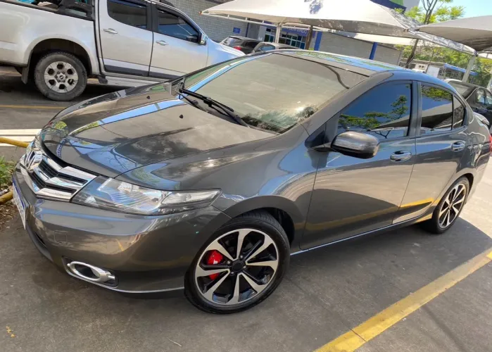 Honda City Sedan LX 1.5 Flex 16V 4P Mec. 2013