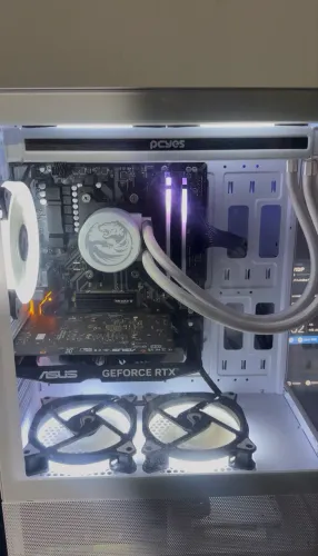 VENDO PC GAMER + MONITOR CURVO COM DEFEITO - PRECISO DO DINHEIRO PRA ONTEM!