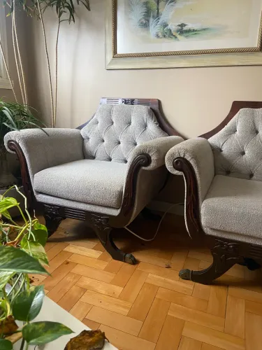Conjunto Sofá/Poltronas Luís XV Pata de Leão 