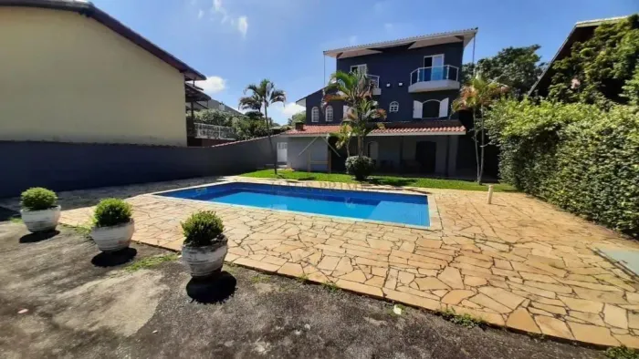 Locação | Casa com 350,00 m², 4 dormitório(s), 6 vaga(s). Haras Bela Vista, Vargem Grande